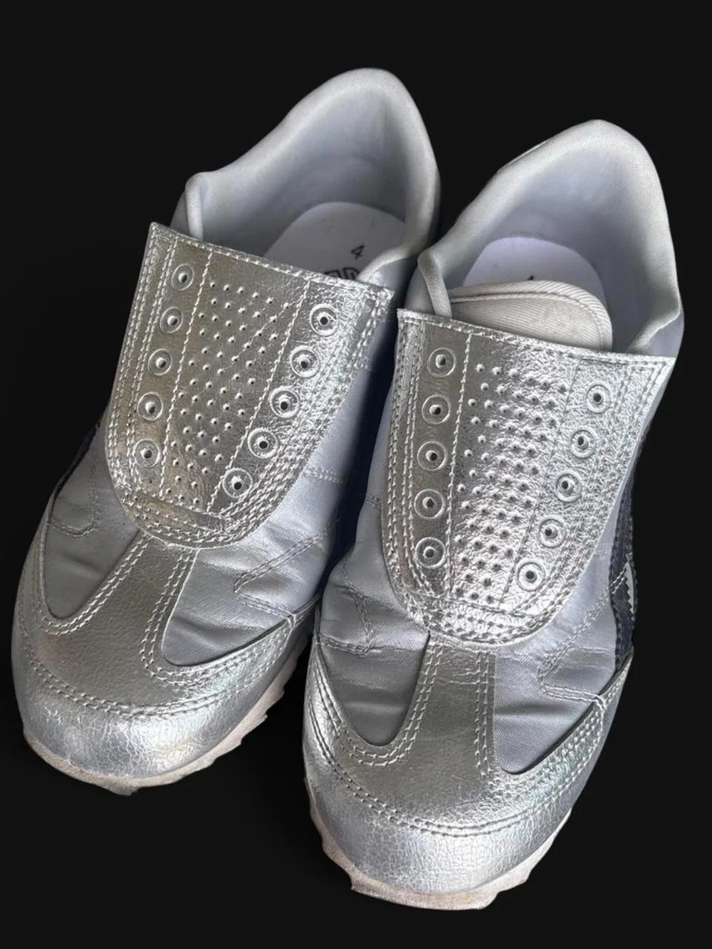 Slip-On women’s Athletic Sneakers in Silver
